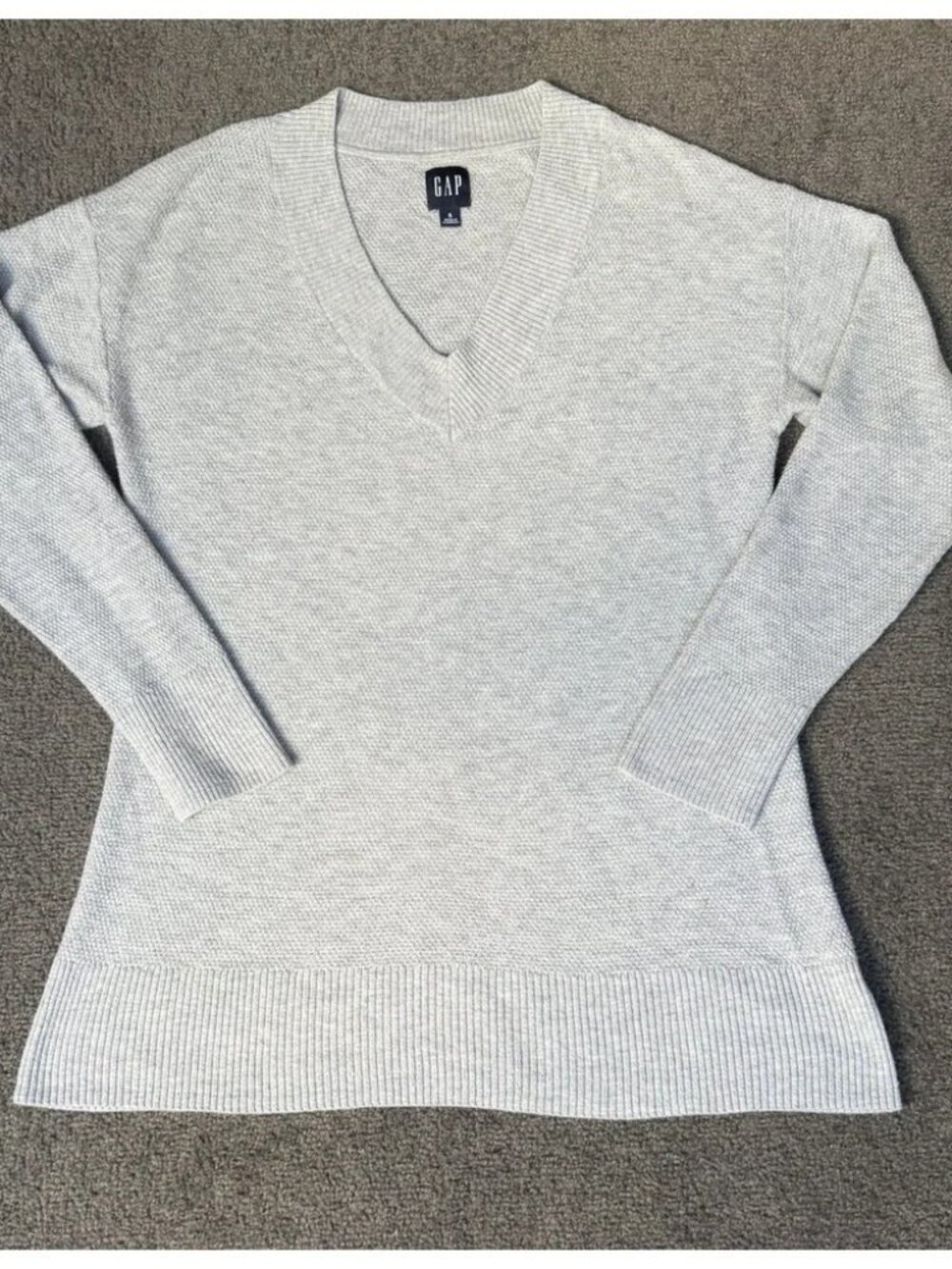 Gap Womens V Neck Textured Knit Sweater Light Gray Size S Relaxed Fit Pullover